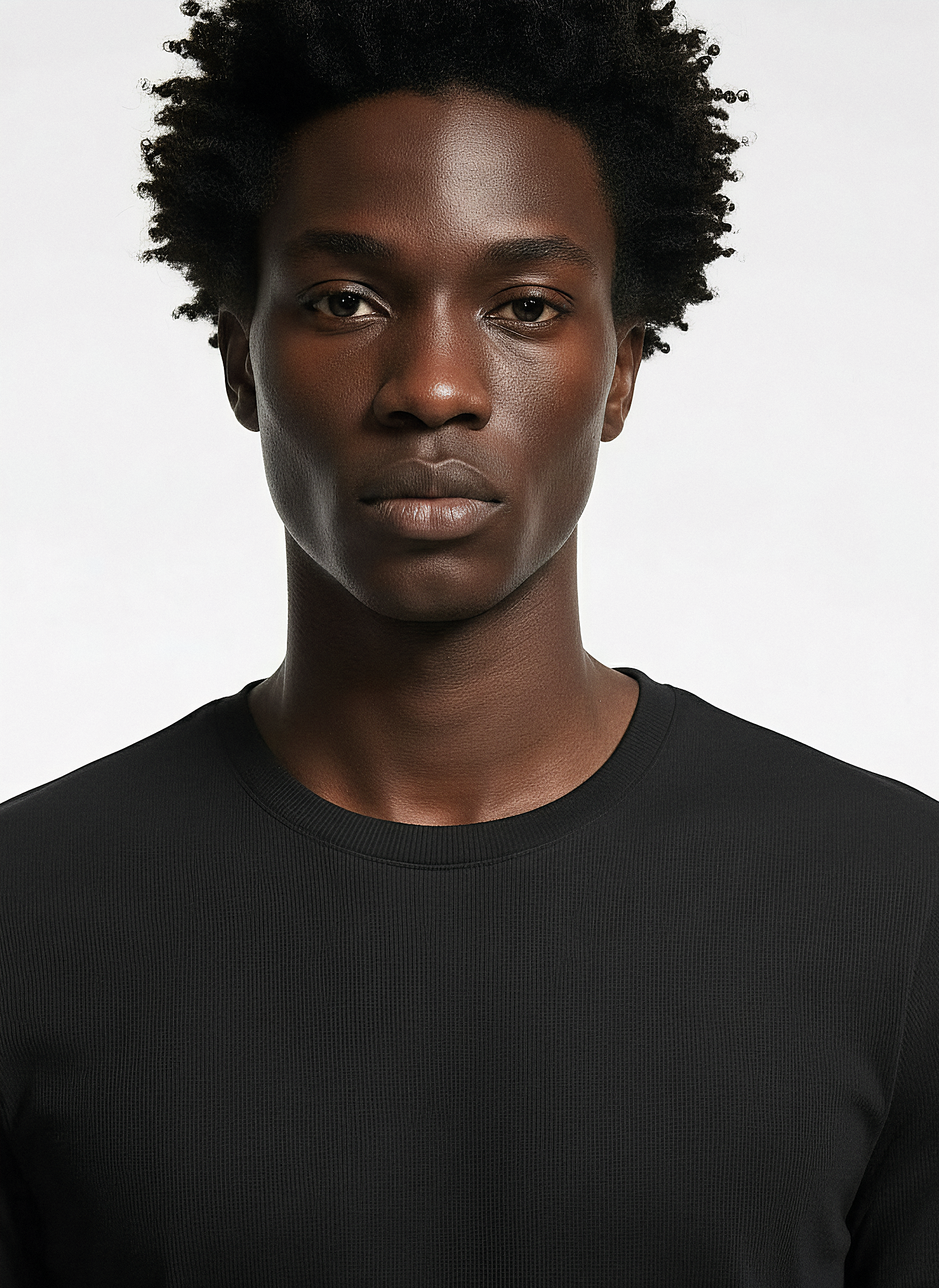 Origins T-shirt | Jet Black