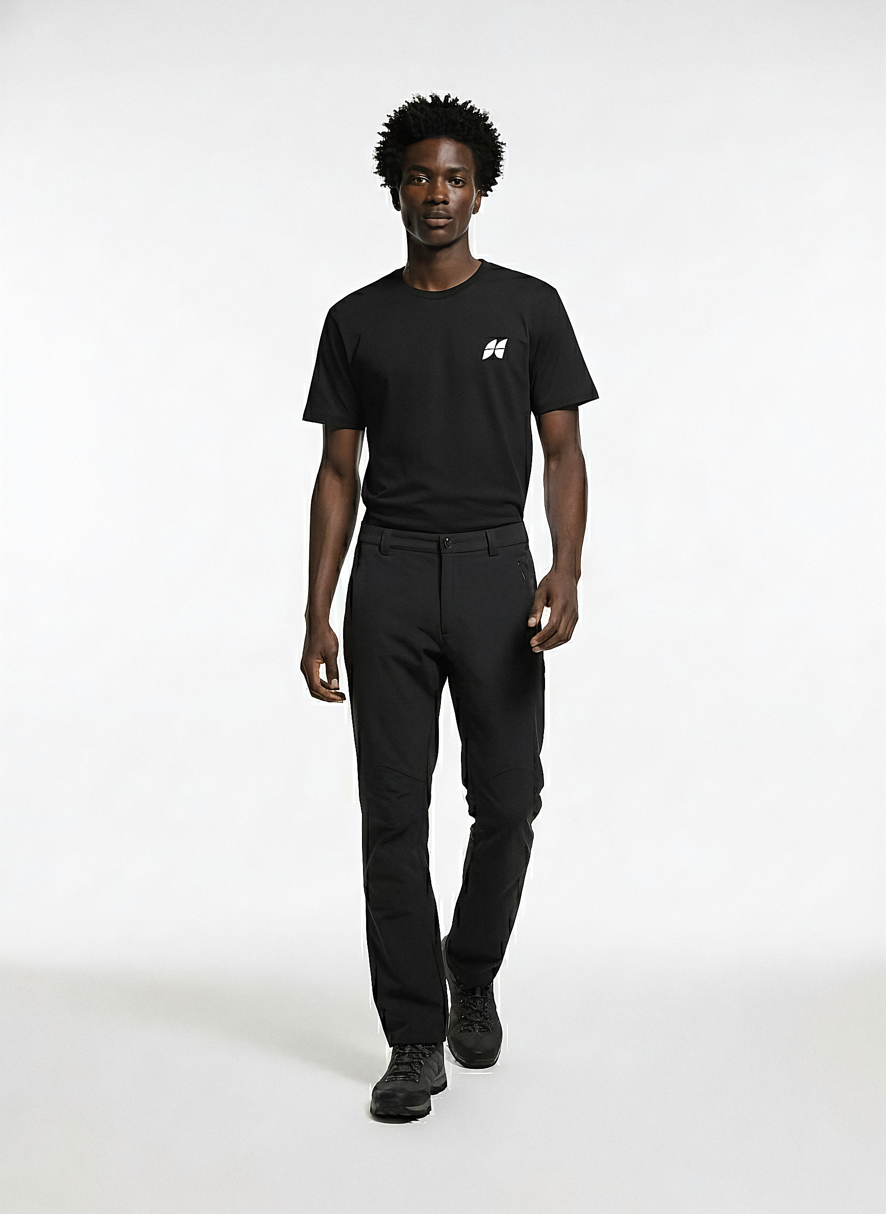 Origins T-shirt | Jet Black